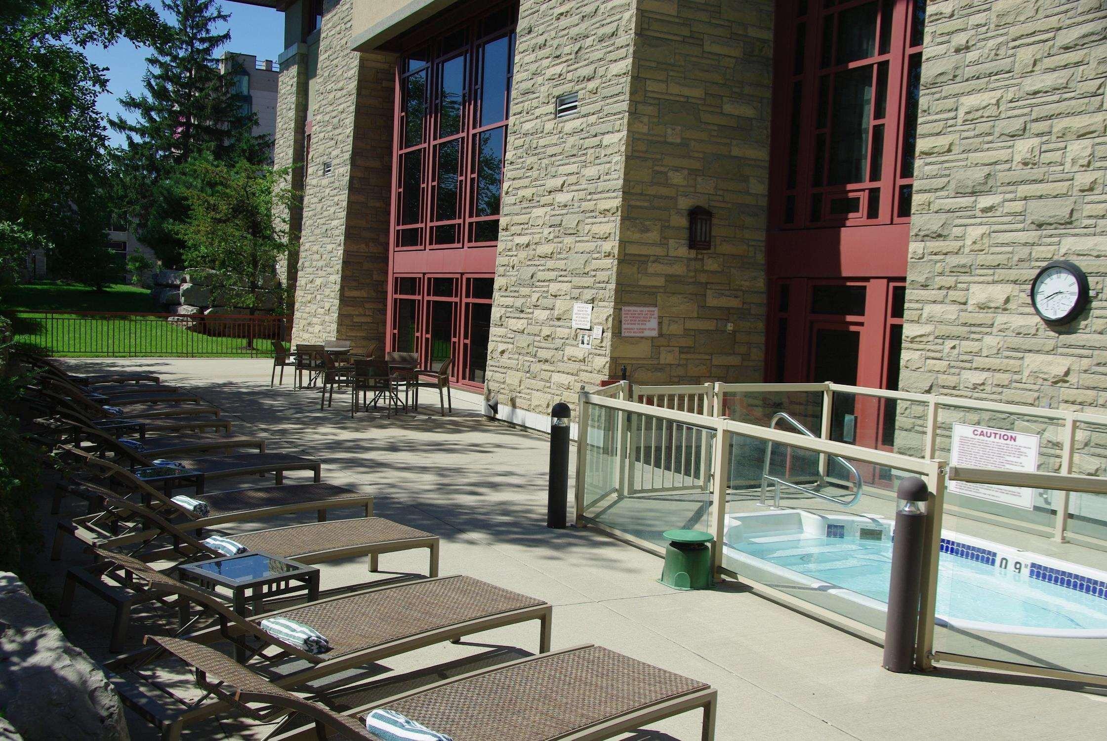 Doubletree Fallsview Resort & Spa By Hilton - Niagara Falls Exteriör bild