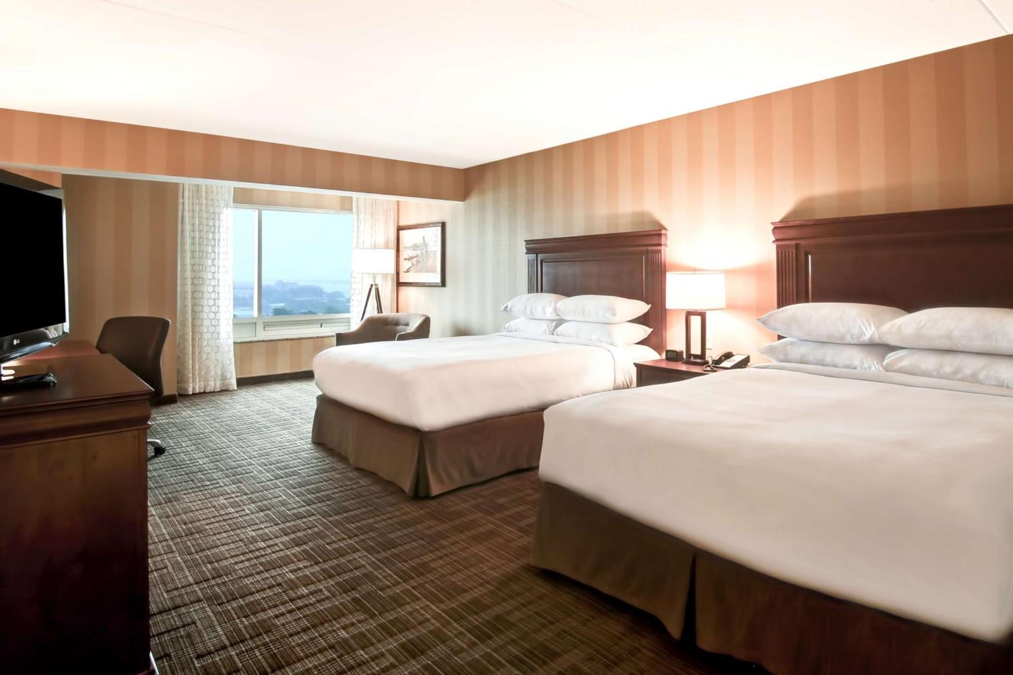 Doubletree Fallsview Resort & Spa By Hilton - Niagara Falls Exteriör bild