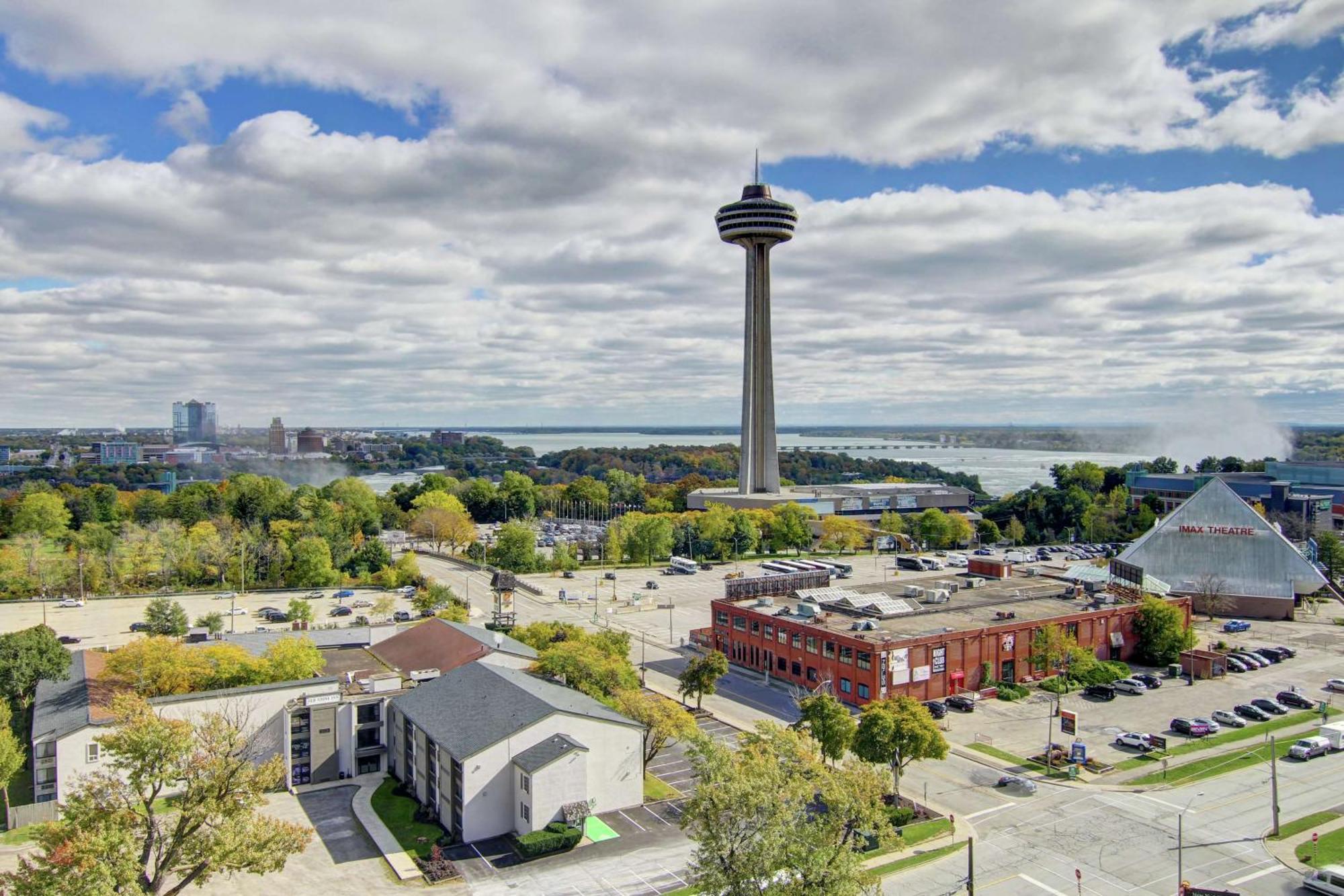 Doubletree Fallsview Resort & Spa By Hilton - Niagara Falls Exteriör bild