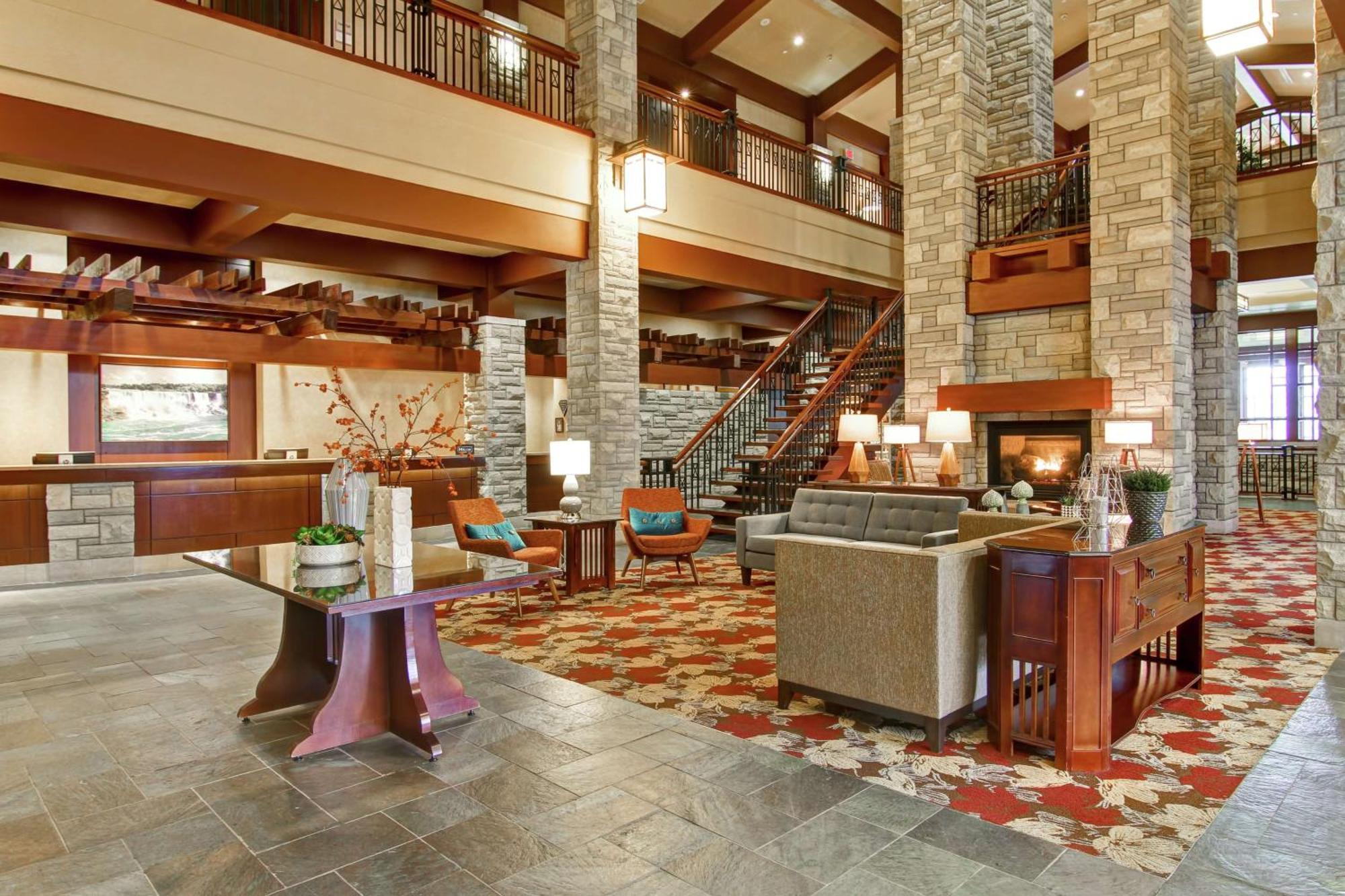 Doubletree Fallsview Resort & Spa By Hilton - Niagara Falls Exteriör bild